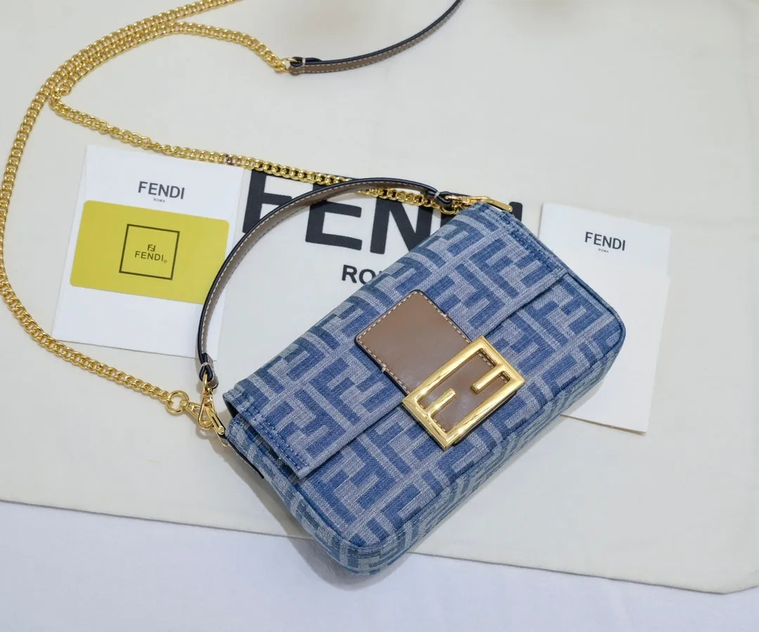 2 Sizes - Seasonal New Printed Handbags