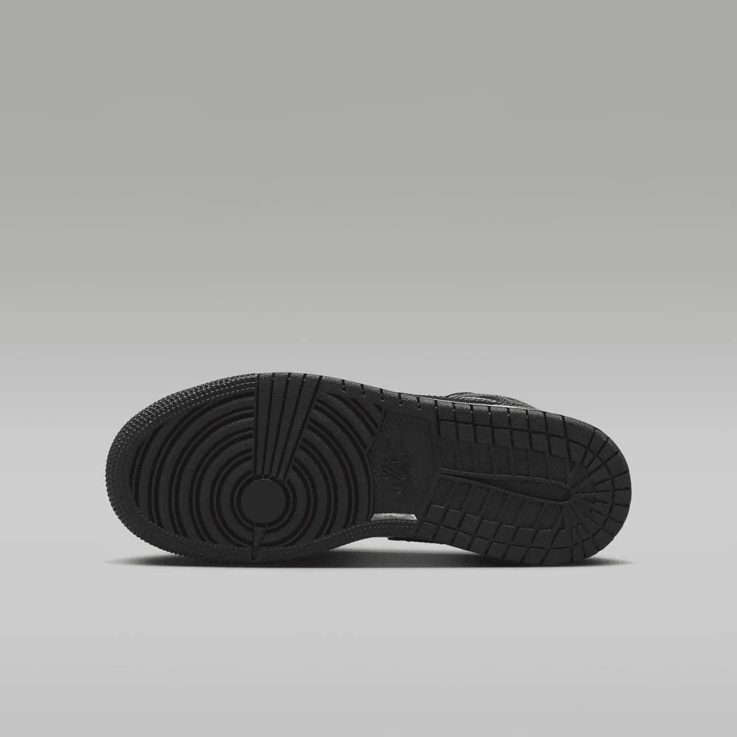 Air Jordan 1 Mid SE Big Kids' Shoes (FZ3938-001, Black/Metallic Silver/Sail/Metallic Gold)