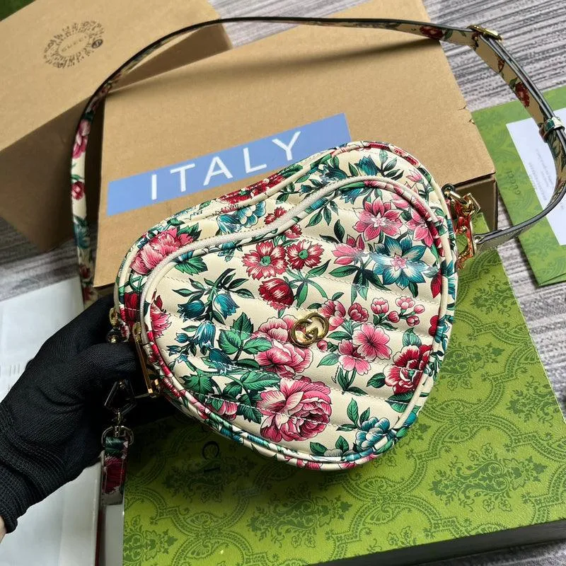 Charm - GG Bags - 211