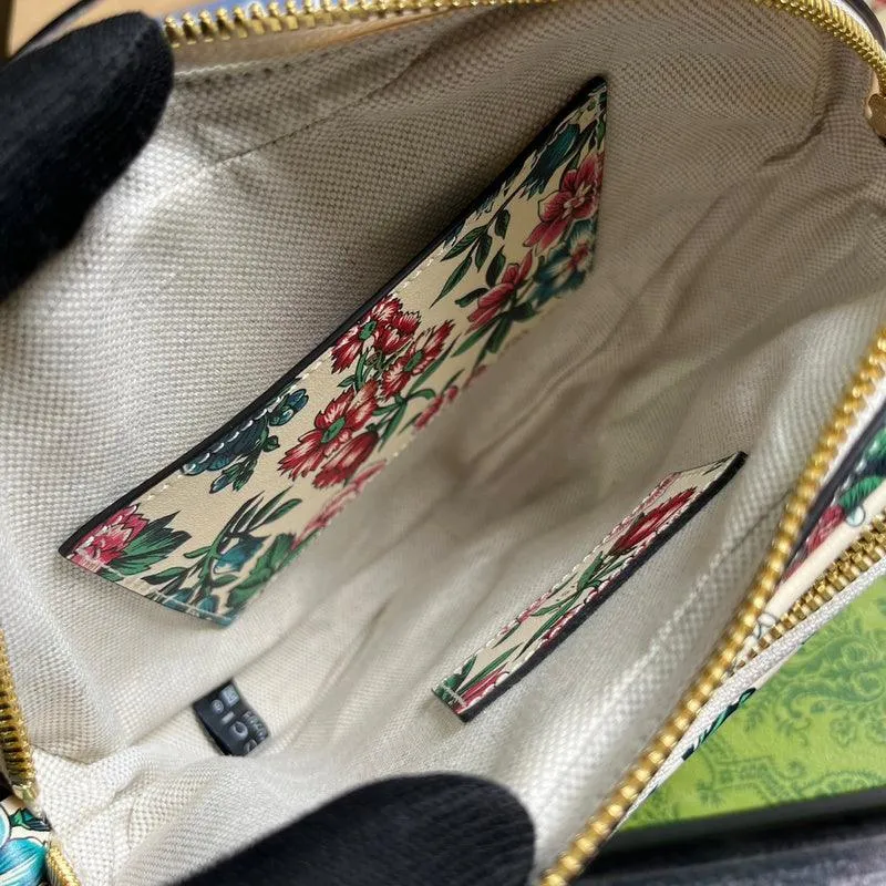 Charm - GG Bags - 211