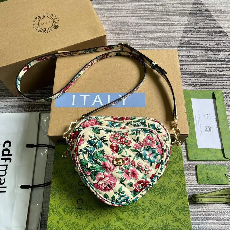 Charm - GG Bags - 211