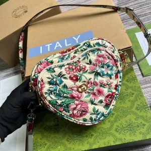 Charm - GG Bags - 211