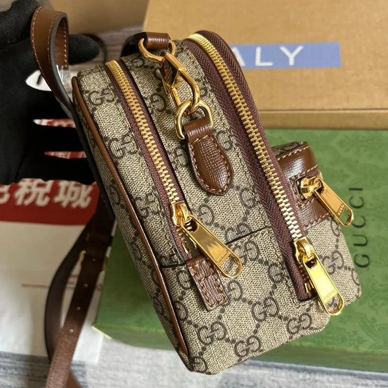 Charm - GG Bags - 827