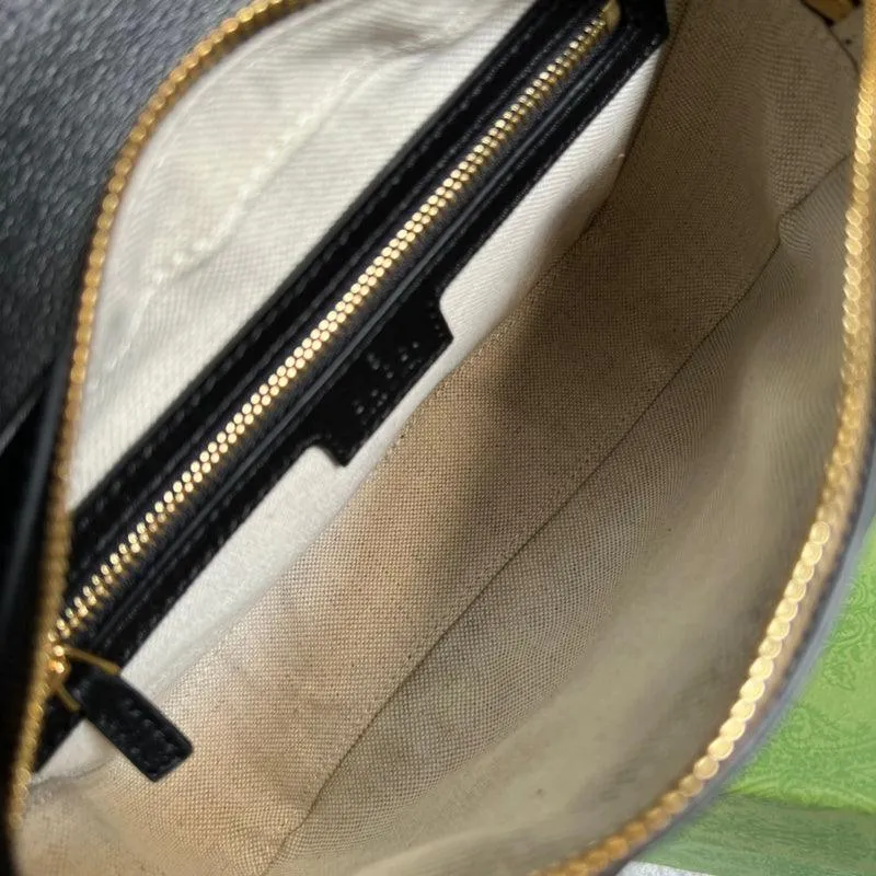 Charm - GG Bags - 851