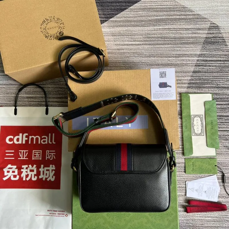 Charm - GG Bags - 851