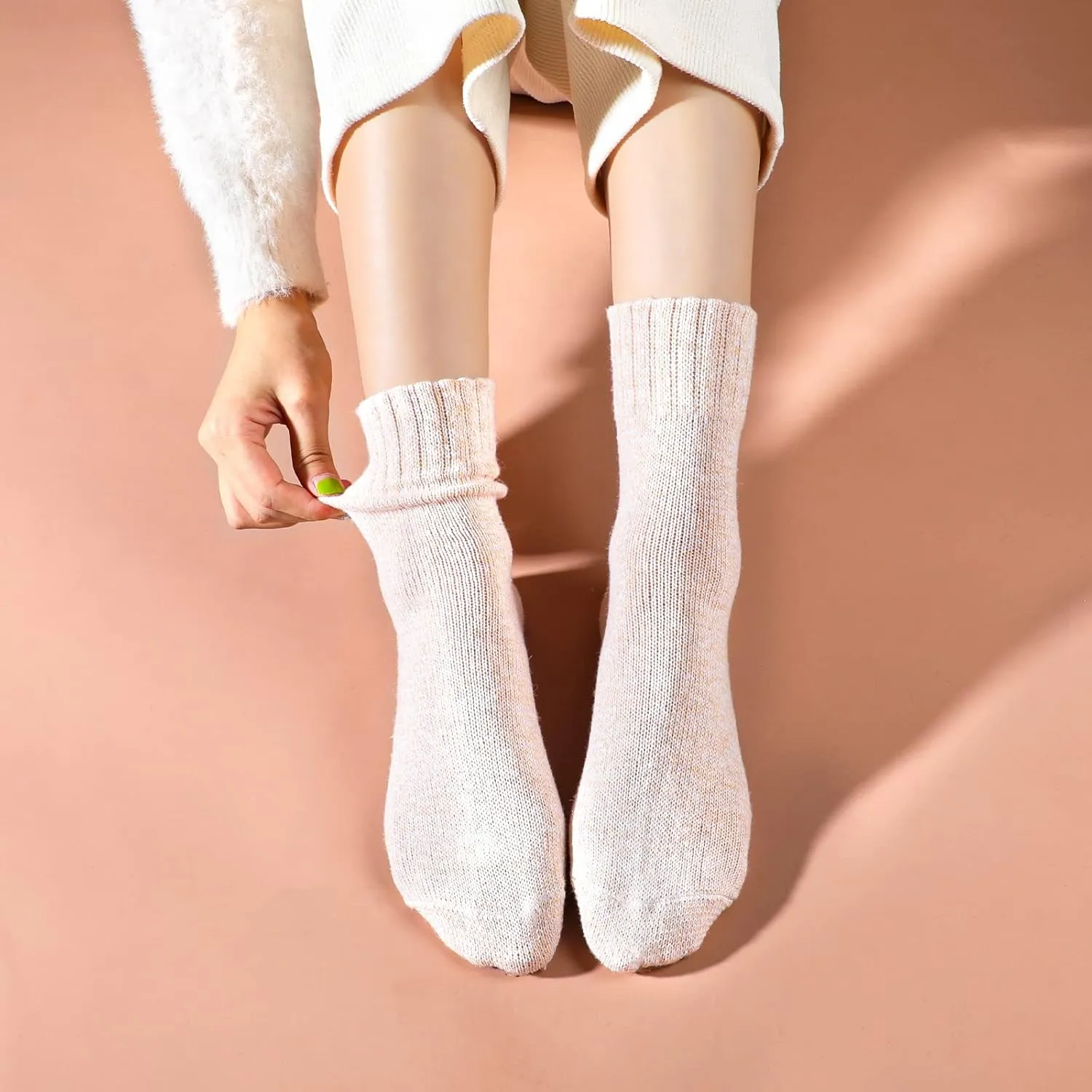 Clothirily Wool Socks, Thick Soft Wool Socks for Women, Vintage Warm Womens Sock, Winter Warm Boot Sock for Women Men