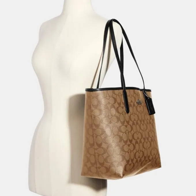C.O.A.C.H Signature Canvas City Tote Bag