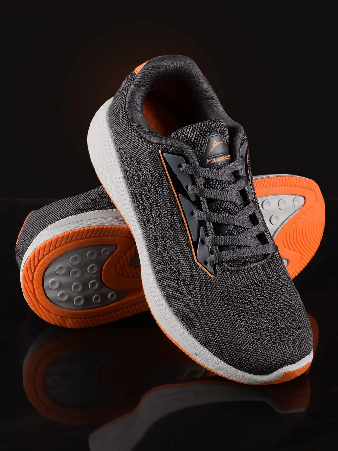 Dario -On-sports-shoes-for-men