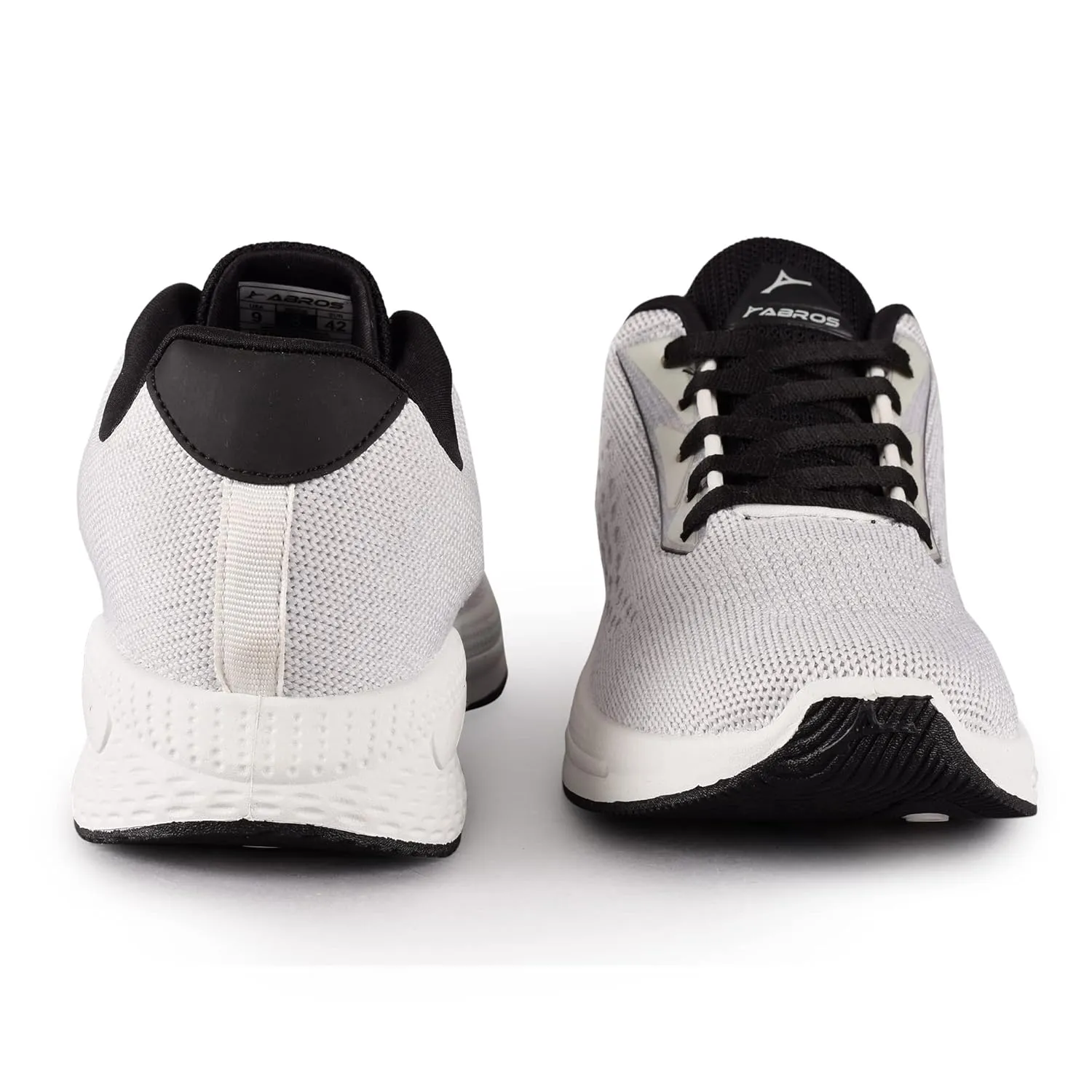 Dario -On-sports-shoes-for-men