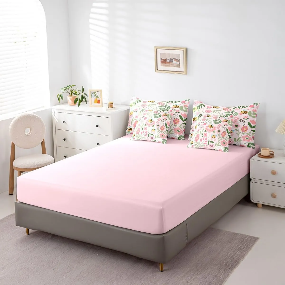 Feelyou Kawaii Bee 7 Piece Bedding Set Full Size Cartoon Bee Comforter Set with Sheets for Kids Boys Girls Cute Leaf Flower Bed in a Bag Animals Floral Printed Bed Set