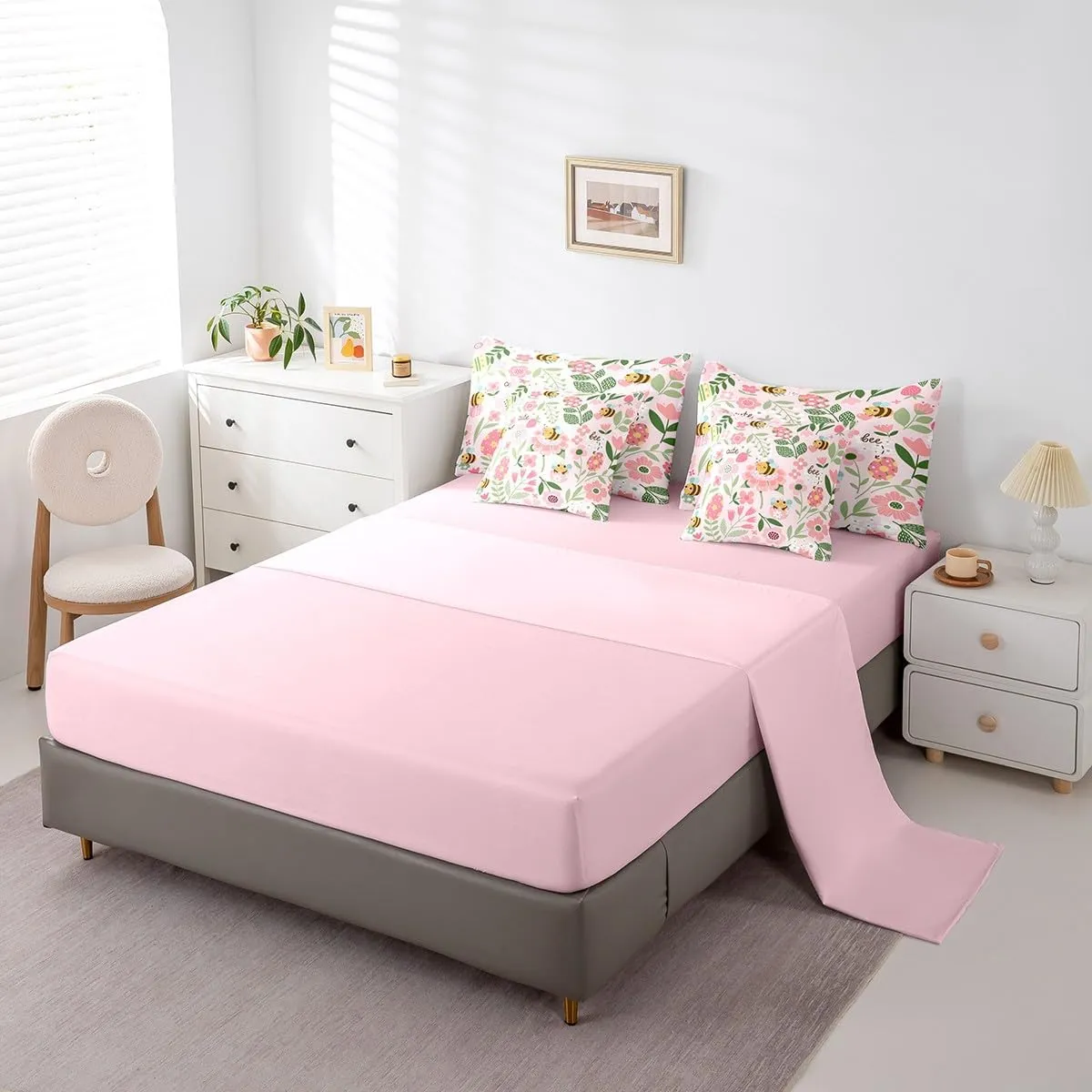 Feelyou Kawaii Bee 7 Piece Bedding Set Full Size Cartoon Bee Comforter Set with Sheets for Kids Boys Girls Cute Leaf Flower Bed in a Bag Animals Floral Printed Bed Set