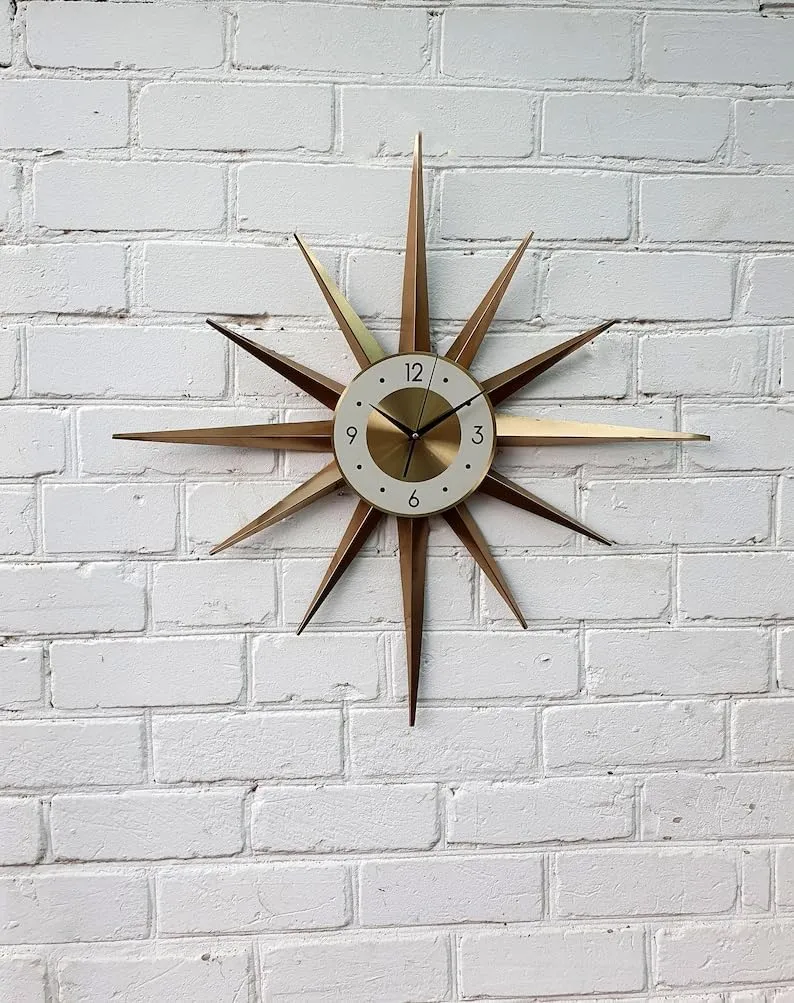 Gilded Atomic Starburst Wall Clock – Handmade George Nelson-Style Sunburst，Bold Gold Retro Statement Piece for Nursery, Living Room or Office