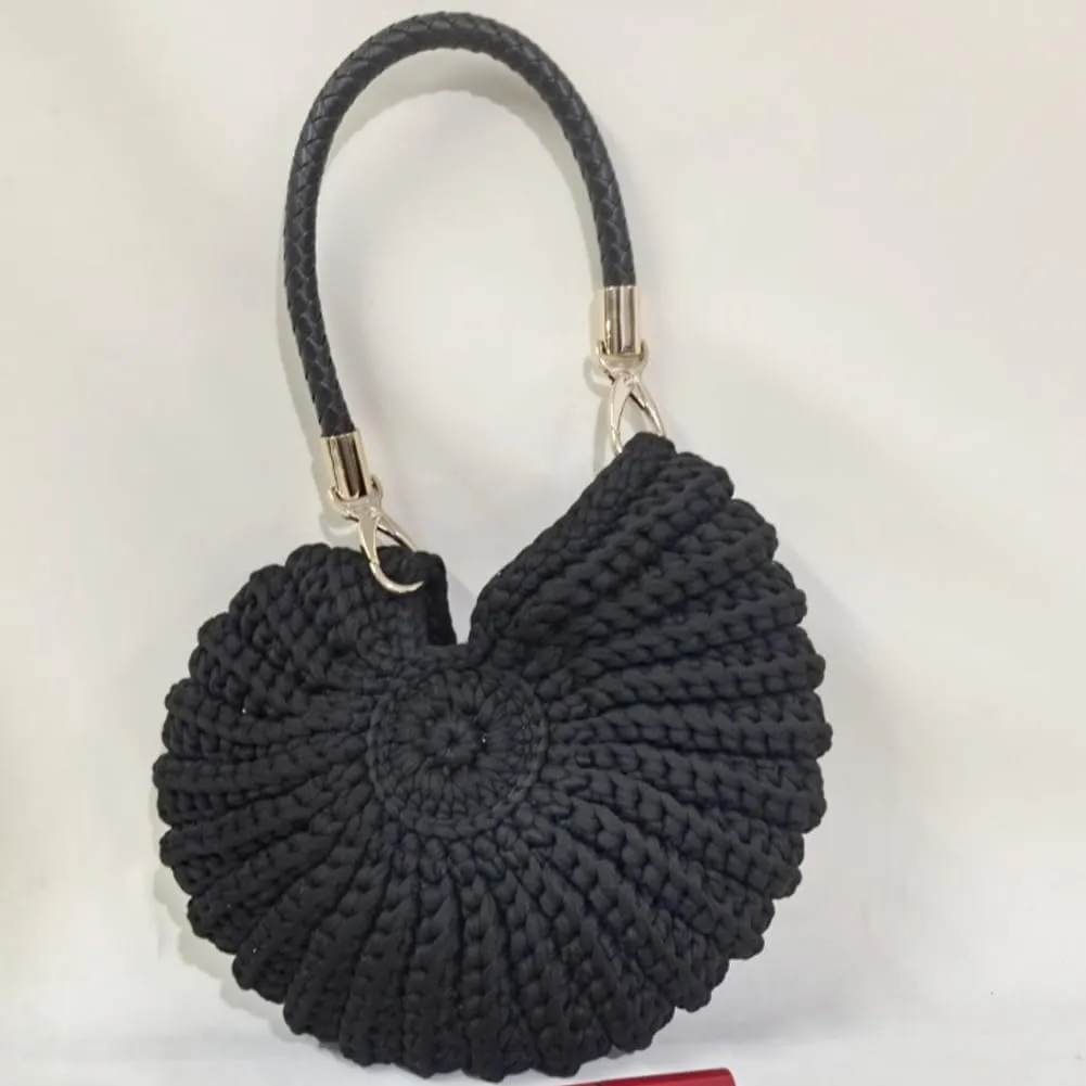 Handmade Crochet Seashell Purse with Pearl Chain Summer Woven Handbag Small Shell Crossbody Beach Bag