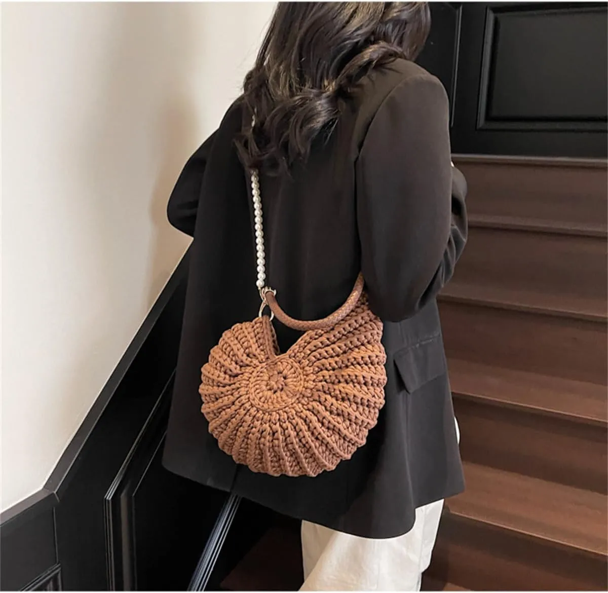 Handwoven Fashion Seashell Bag for Women,Stylish & Unique Boho Clutch with Pearl Strap,Crochet Leather Handle Beach Bag