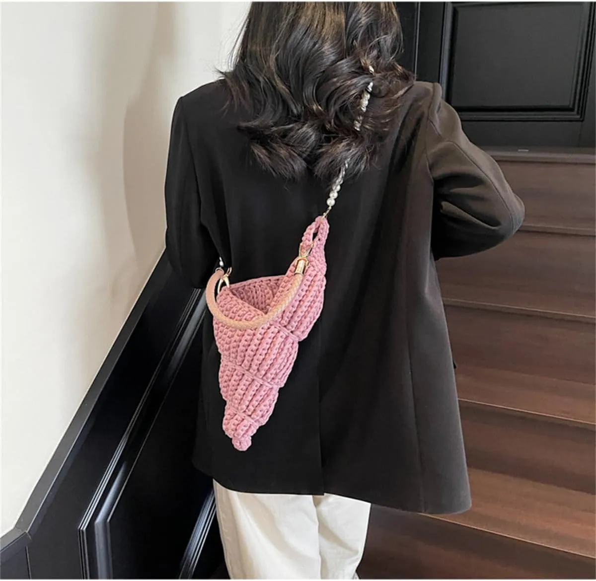 Handwoven Fashion Seashell Bag,Womens Stylish & Unique Boho Clutch with Pearl Strap,Crochet Leather Handle Beach Bag