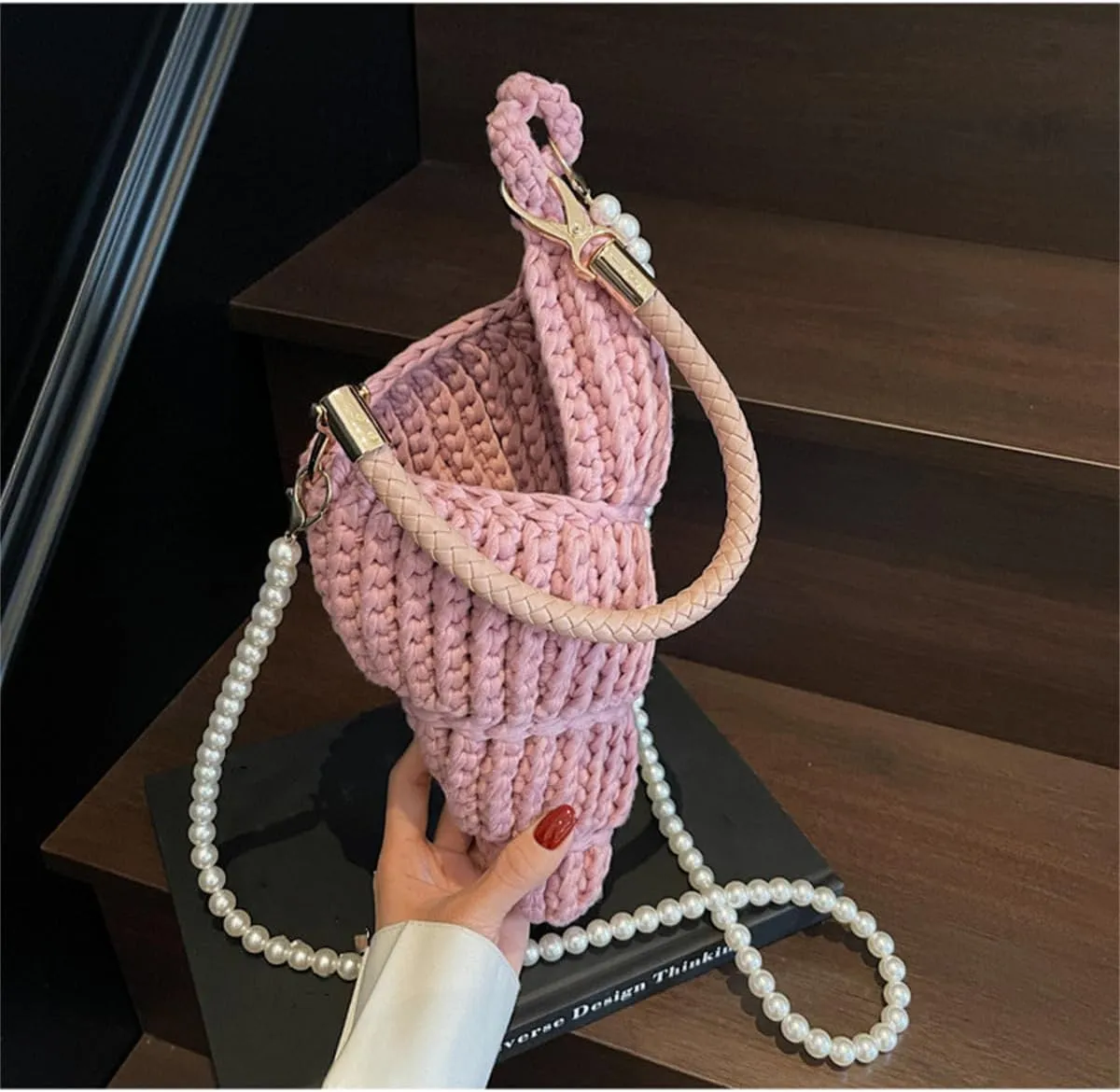 Handwoven Fashion Seashell Bag,Womens Stylish & Unique Boho Clutch with Pearl Strap,Crochet Leather Handle Beach Bag