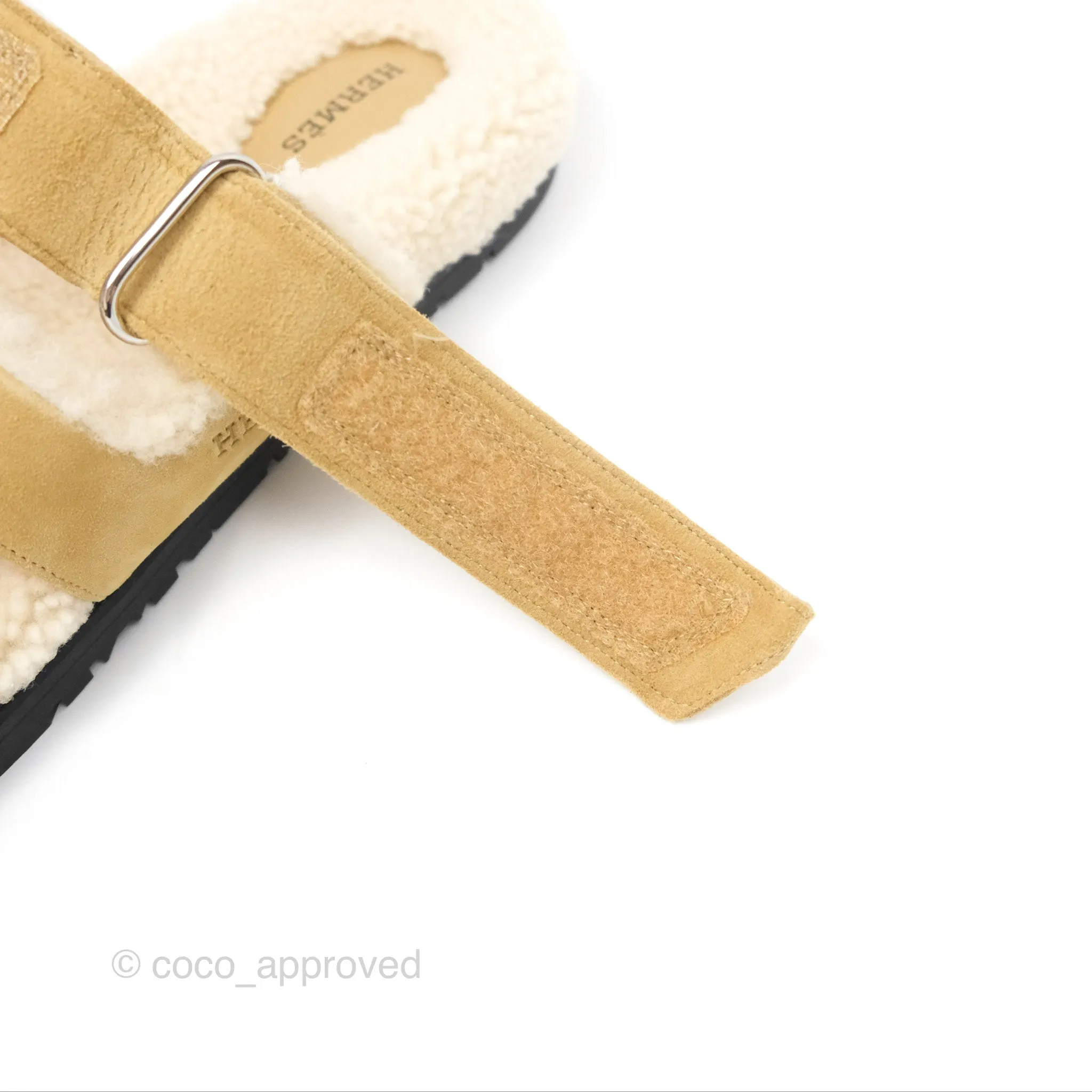 Hermès Chypre Sandal Shearling Beige Albâtre / Écru Suede Goatskin