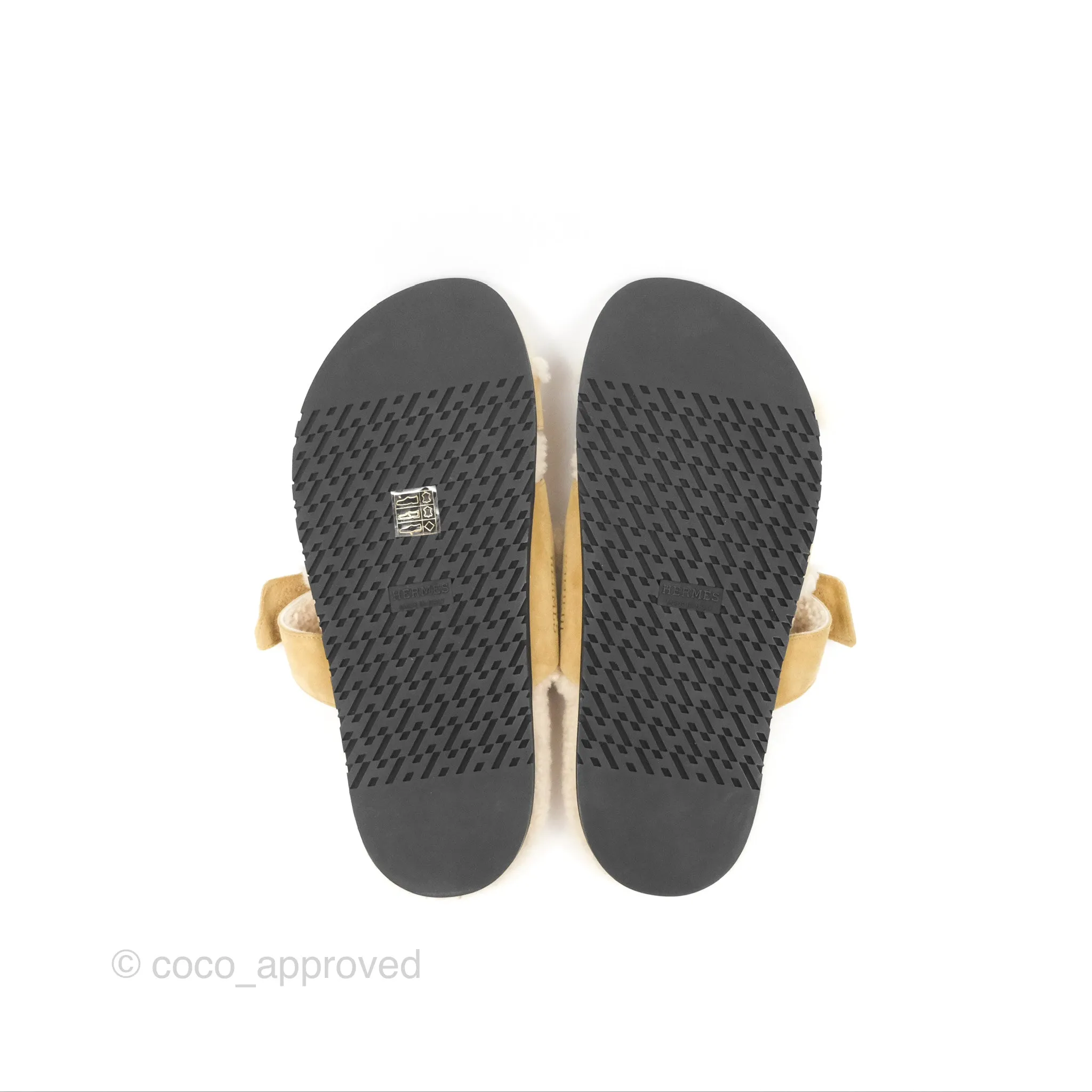 Hermès Chypre Sandal Shearling Beige Albâtre / Écru Suede Goatskin