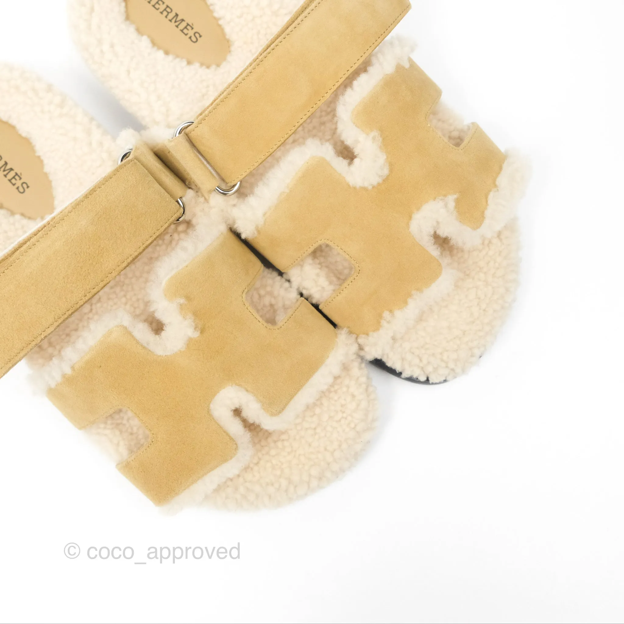 Hermès Chypre Sandal Shearling Beige Albâtre / Écru Suede Goatskin