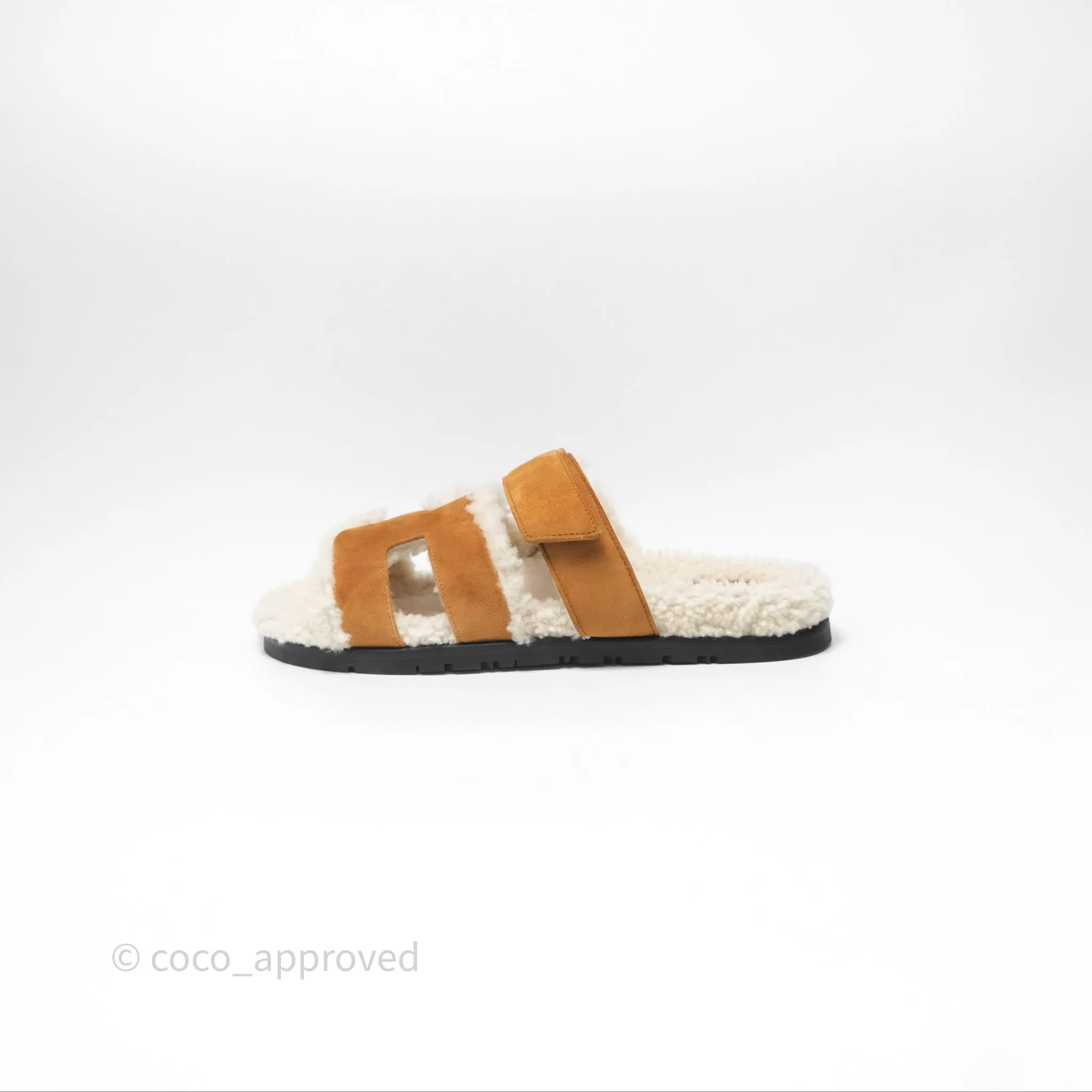 Hermès Chypre Sandal Shearling Beige Kraft / Ecru Goatskin Size 39.5