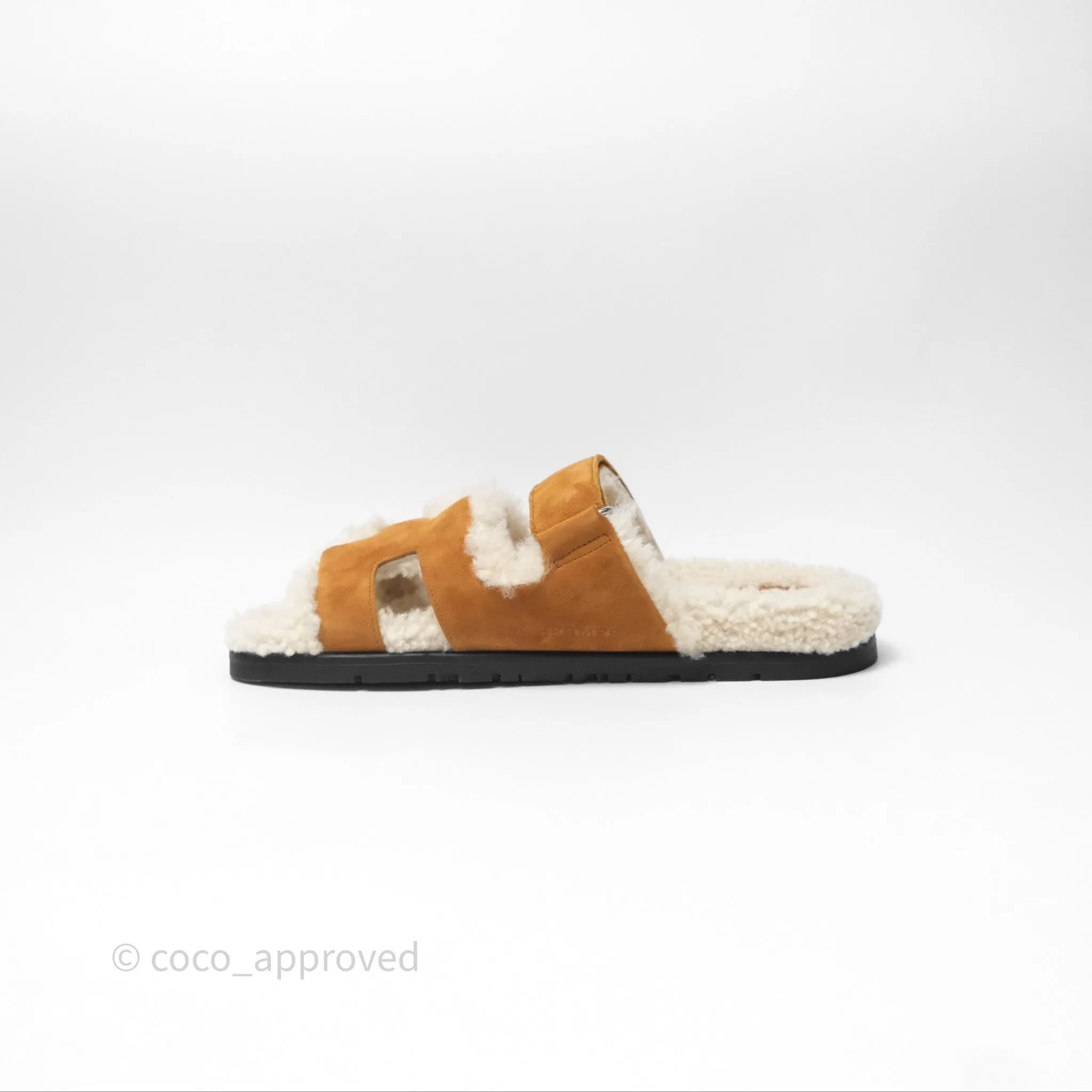 Hermès Chypre Sandal Shearling Beige Kraft / Ecru Goatskin Size 39.5