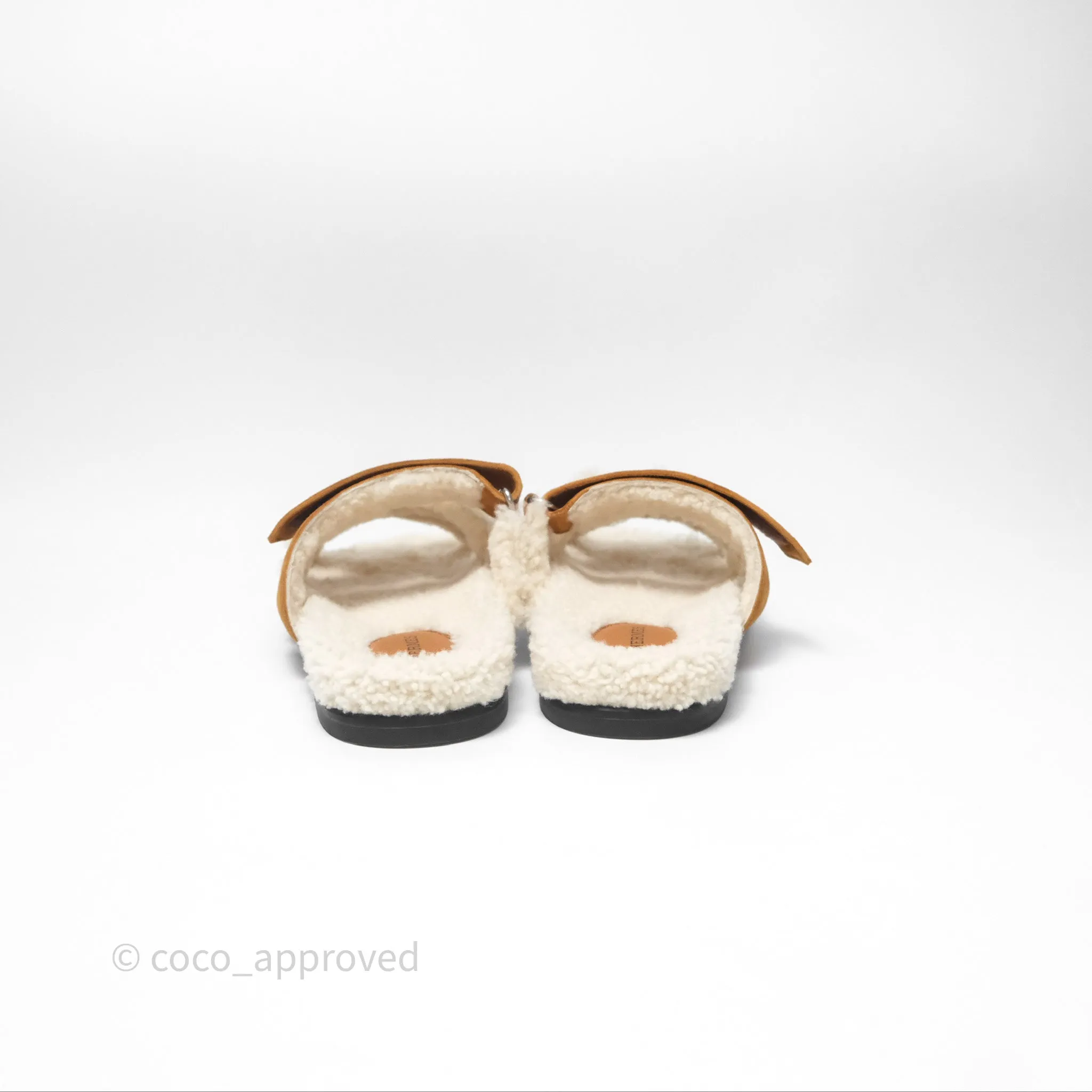 Hermès Chypre Sandal Shearling Beige Kraft / Ecru Goatskin Size 39.5