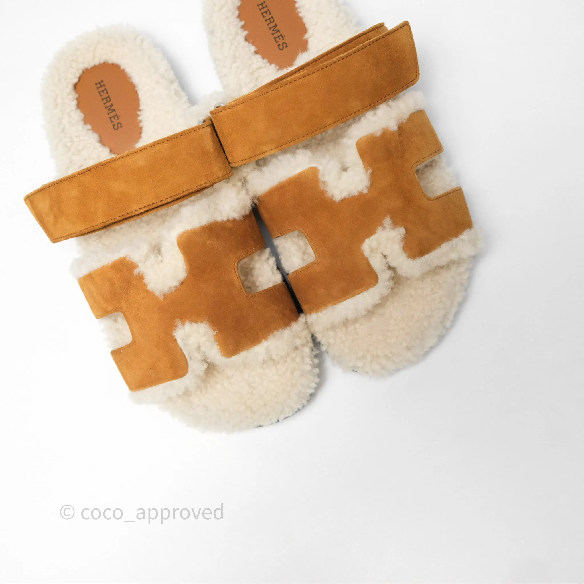 Hermès Chypre Sandal Shearling Beige Kraft / Ecru Goatskin Size 39.5