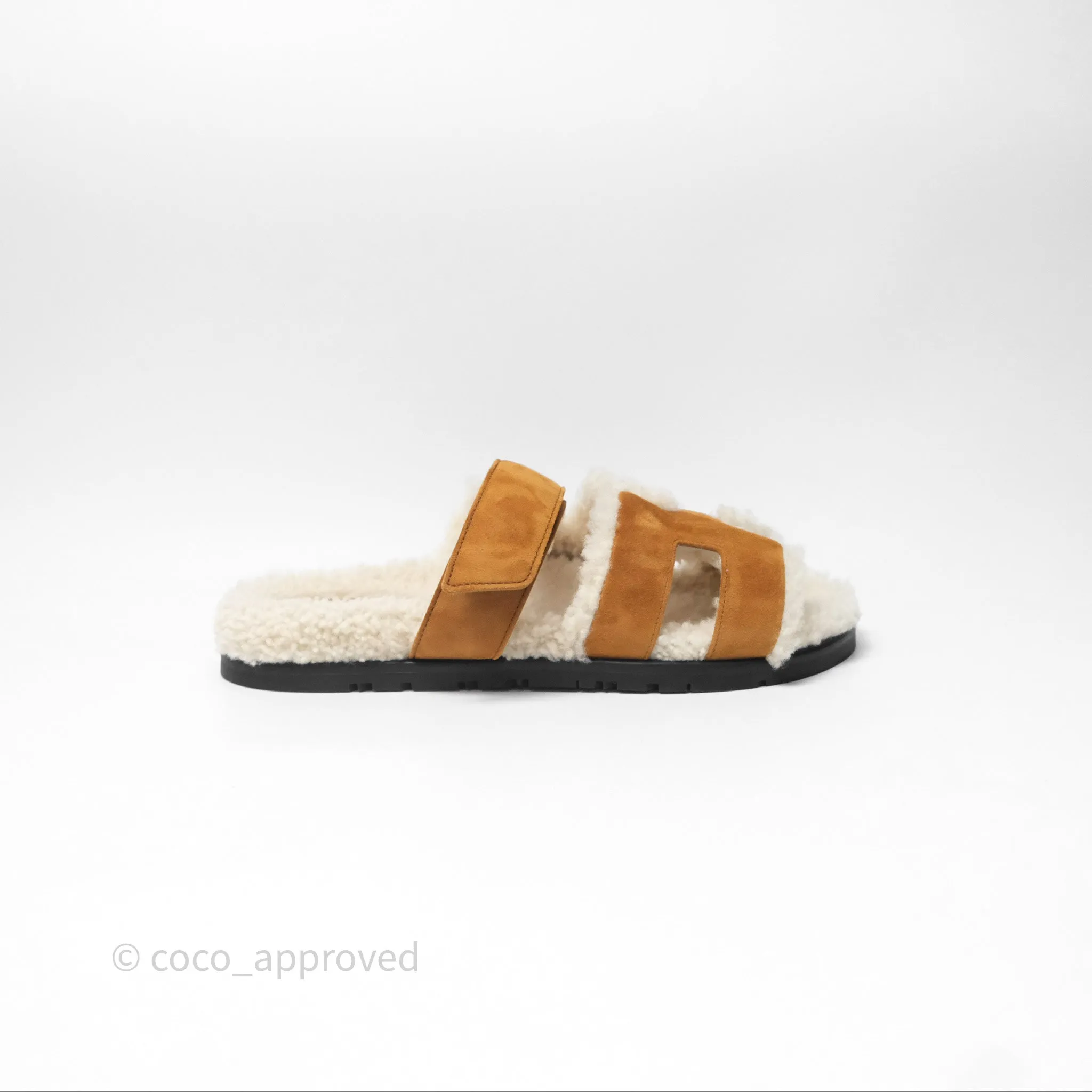 Hermès Chypre Sandal Shearling Beige Kraft / Ecru Goatskin Size 39.5