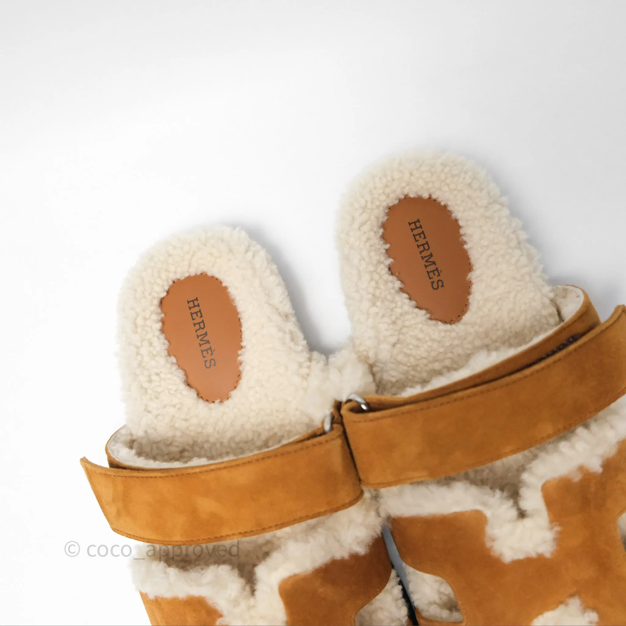Hermès Chypre Sandal Shearling Beige Kraft / Ecru Goatskin Size 39.5