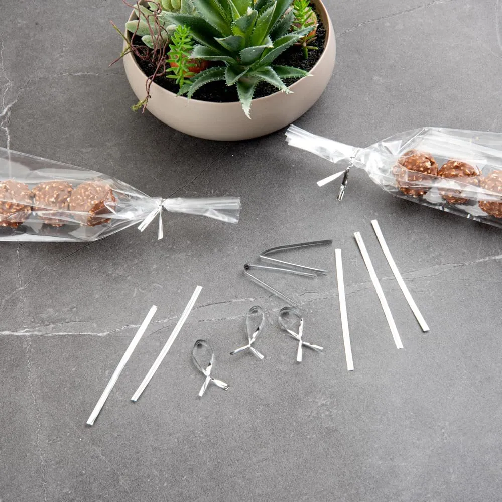 Restaurantware Bag Tek 4 Inch Twist Ties For Treat Bags 500 Durable Coffee Bag Ties - Flexible Metal Wire Inside Silver Plastic Bag Twist Ties Won't Break Or Snap For Bread Bags Or Snack Bags