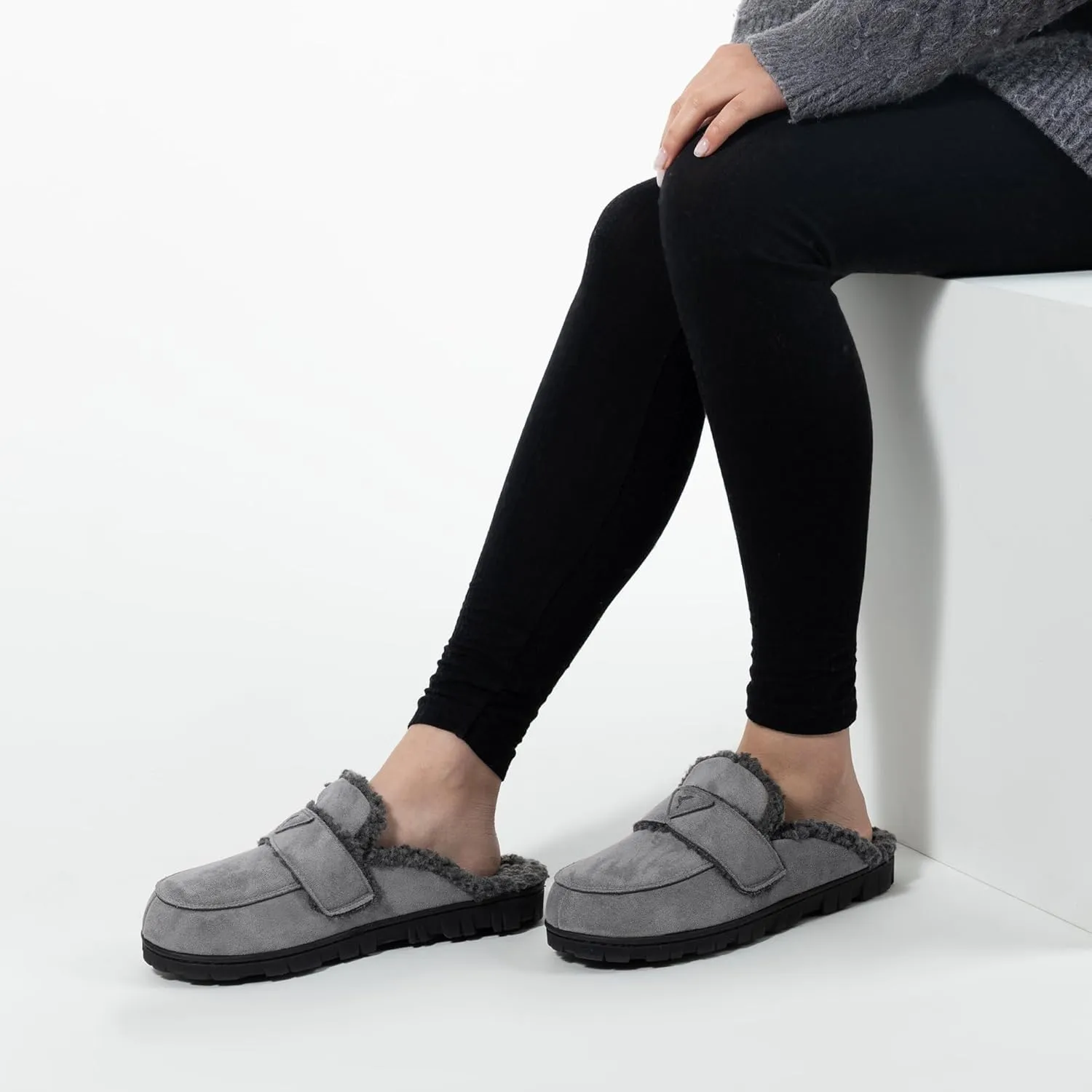 RockDove Women's Suede Faux Shearling Scuff with Indoor Outdoor Sole