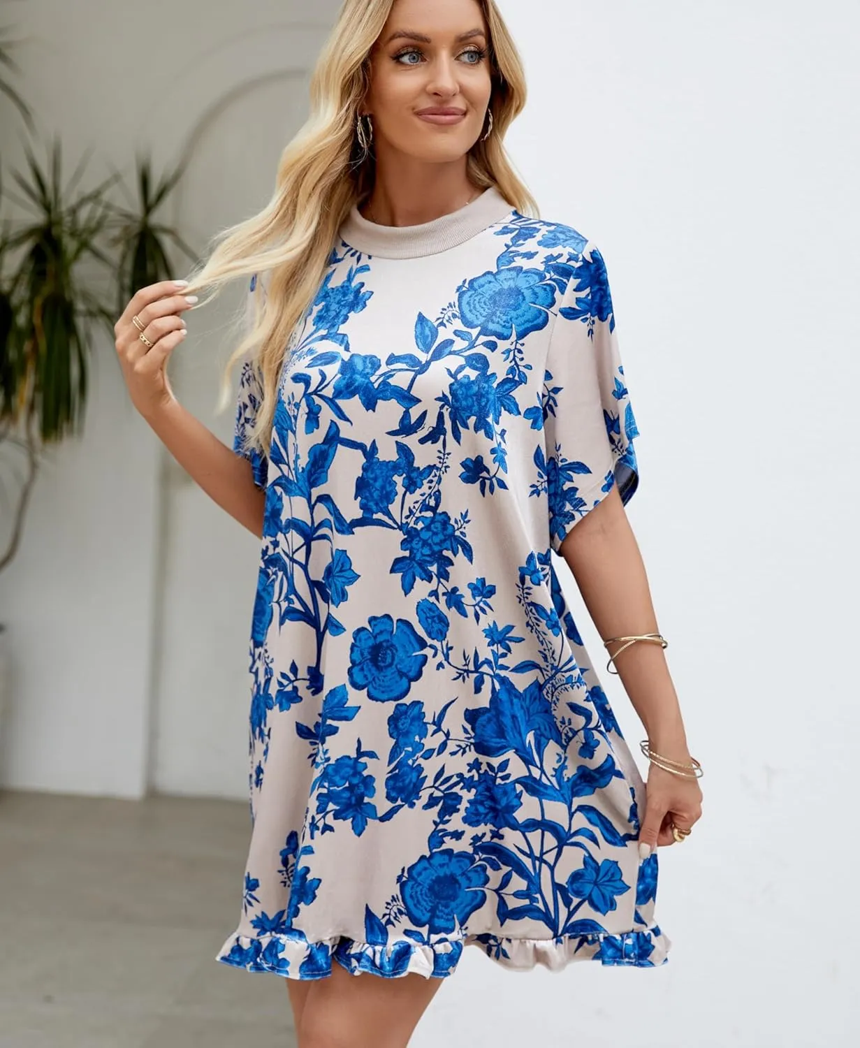 Women's Vintage Velvet Dress Round Neck Short Sleeve Floral Printed Mini Flowy Dress